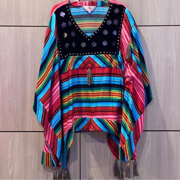 Amazing Roja Collection Serape Poncho Conchos and Studs - Picture 2 of 11